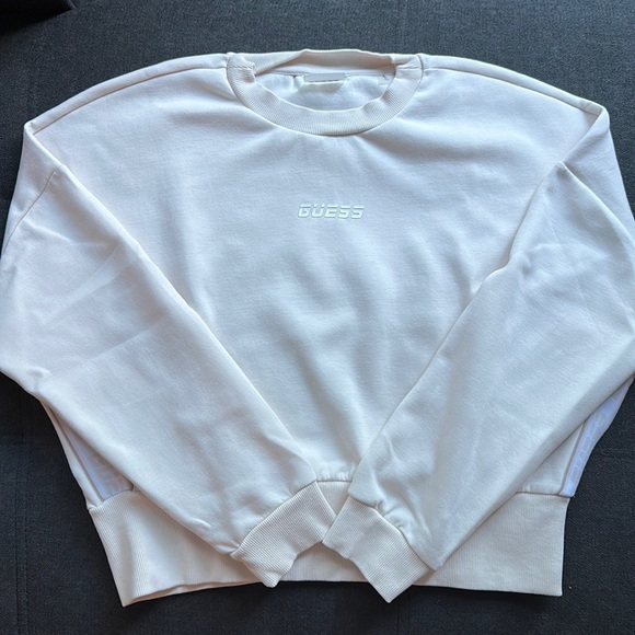 GUESS Cream Beige Crew Neck Cropped Sweater (Size L) - Picture 1 of 8